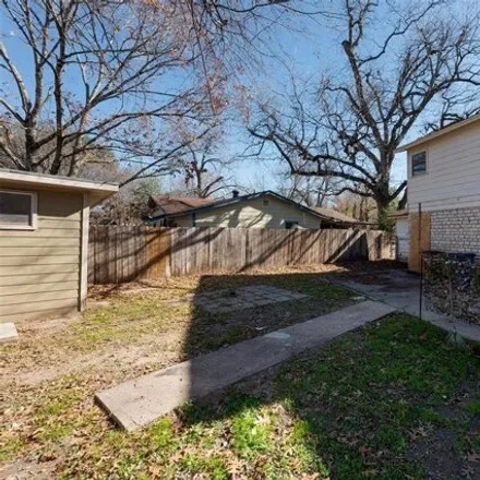 Image 8 - 4608 Munson Street, Austin, TX 78721, USA - House for sale