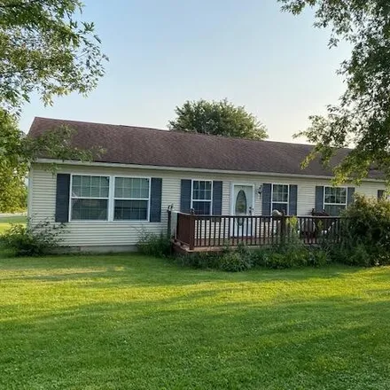 Buy this 3 bed house on 3831 Musser Road Northeast in Fairfield County, OH 43148