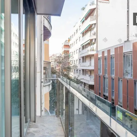 Image 7 - Carrer d'Amigó, 30, 08021 Barcelona, Spain - Apartment for rent