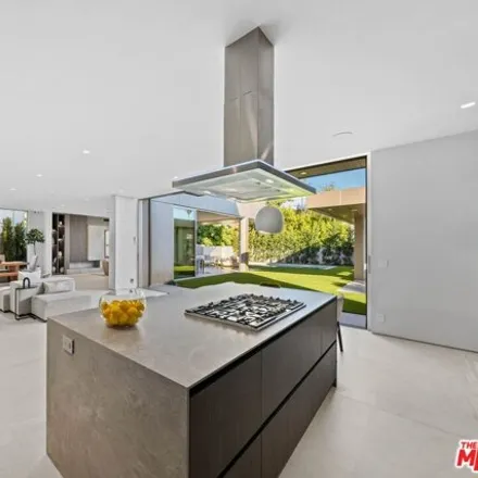Image 9 - 922 South Amherst Avenue, Los Angeles, CA 90049, USA - House for sale