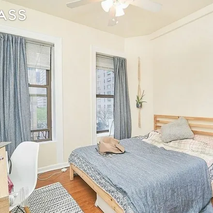 Rent this 2 bed apartment on 266 East 78th Street in New York, NY 10075