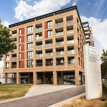Rent this 1 bed apartment on Woolwich Station in Major Draper Street, London