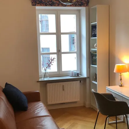 Rent this 3 bed apartment on Alte Leipziger Hallesche in Alte Leipziger Passage, 80331 Munich