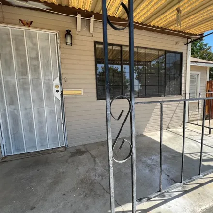 Buy this studio house on Douglas Street in Kern County, CA 93399