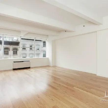 Rent this 5 bed apartment on 54 Murray Street in New York, NY 10007