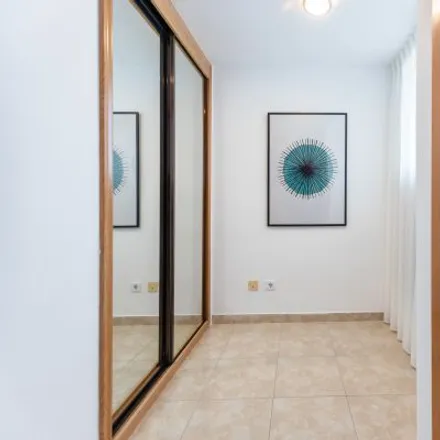 Image 7 - Carrer del Serpis, 64, 46022 Valencia, Spain - Apartment for rent