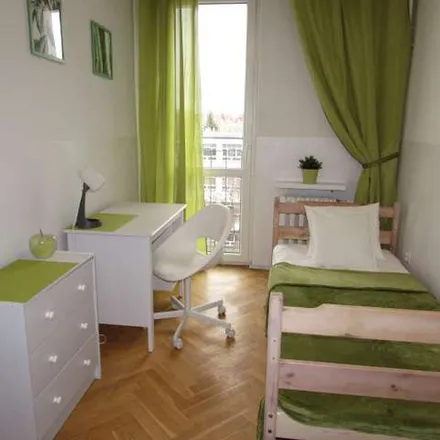 Rent this 5 bed apartment on XIX Liceum Ogólnokształcące im. Powstańców Warszawy in Zbaraska 1, 04-014 Warsaw