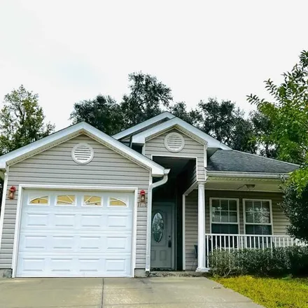 Buy this 3 bed house on 1412 Crescent Hills Drive in Tallahassee, FL 32303