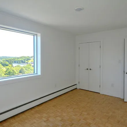 Image 2 - 2 Oak Street, Dartmouth, NS B3A 1Y8, Canada - Apartment for rent