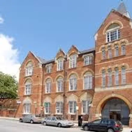 Rent this 1 bed apartment on Randells Road in York Way, London