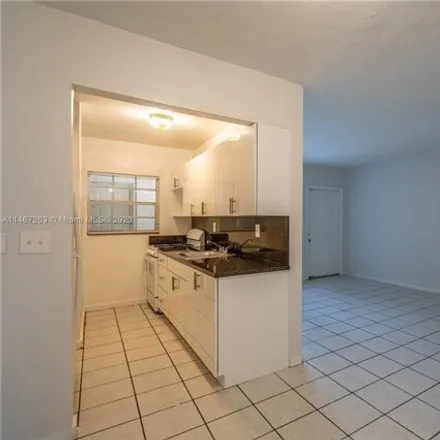 Image 6 - 1190 71st Street, Isle of Normandy, Miami Beach, FL 33141, USA - Apartment for rent