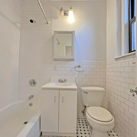 Image 7 - 245 West 75th Street, New York, NY 10023, USA - Apartment for rent