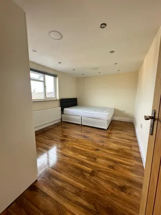 Rent this 2 bed apartment on Ladysmith Avenue in Seven Kings, London