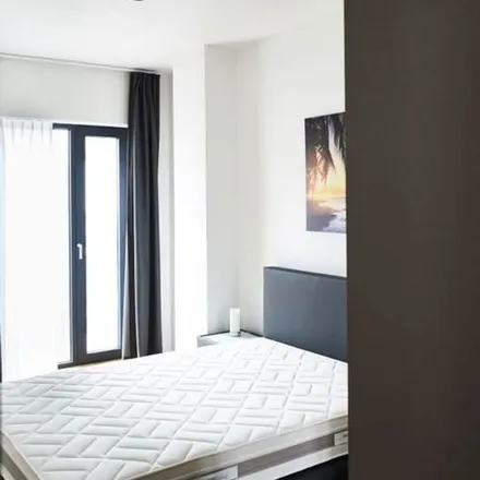 Rent this 1 bed apartment on Chemin des Deux Maisons - Tweehuizenweg in 1200 Woluwe-Saint-Lambert - Sint-Lambrechts-Woluwe, Belgium