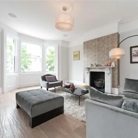Rent this 4 bed room on 5 Lauderdale Road in London, W9 1NF