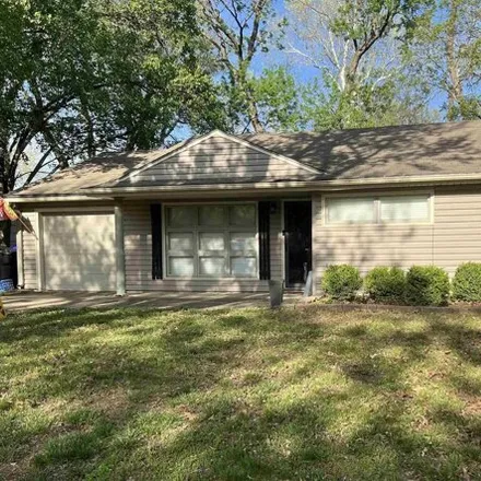 Buy this 3 bed house on 2532 Southwest Duncan Drive in Topeka, KS 66614