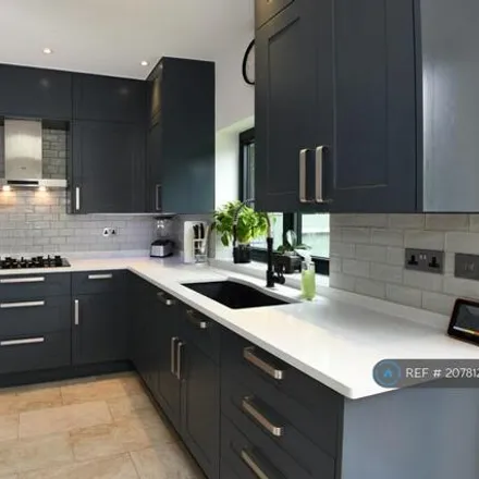 Rent this 4 bed townhouse on Fernside Road in London, SW12 8SH