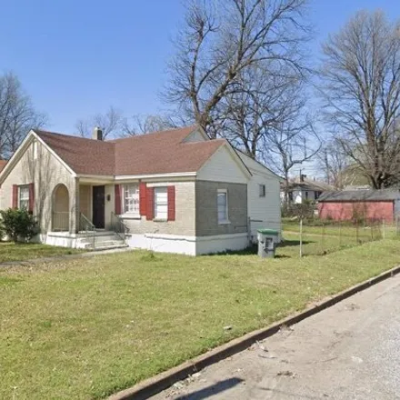 Buy this 2 bed house on 616 Dempster Ave E in Memphis, Tennessee