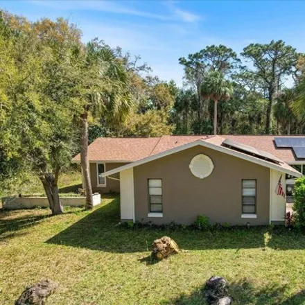 Buy this 3 bed house on 465 North Country Club Drive in Crystal River, Citrus County