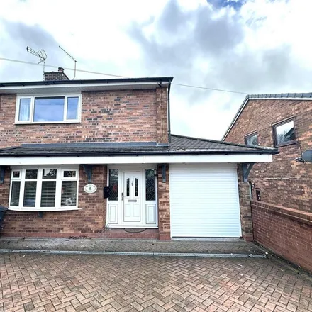 Rent this 3 bed house on Windmill Avenue in Kidsgrove, ST7 4HS