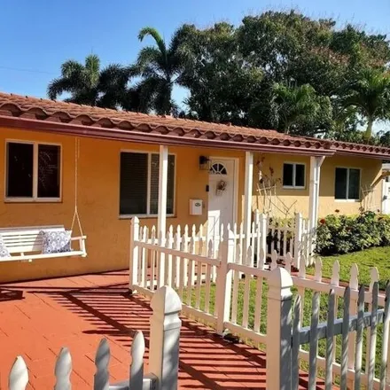 Rent this 2 bed house on 201 Southeast 8th Street in Garden Isles, Pompano Beach