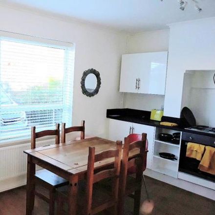 Rent this 3 bed house on Camillus Road in Newcastle-under-Lyme, ST5 6EB