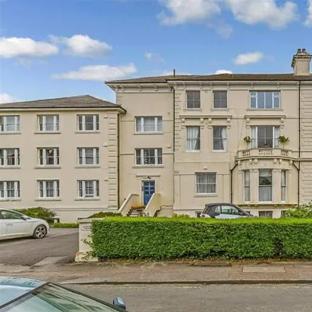 Buy this 1 bed apartment on Amherst Road in Royal Tunbridge Wells, TN4 9LQ