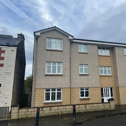 Rent this 2 bed apartment on Lux Dental in Union Road, Stenhousemuir