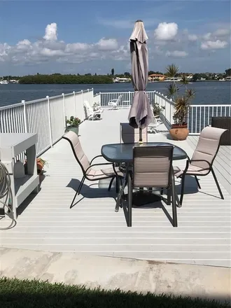 Image 3 - 1853 Shore Drive South, South Pasadena, Pinellas County, FL 33707, USA - Condo for sale