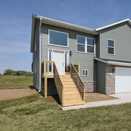 Buy this 3 bed house on Linden Lane in Muscatine, IA 52761