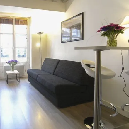 Image 2 - 55 Rue Charlot, 75003 Paris, France - Apartment for rent