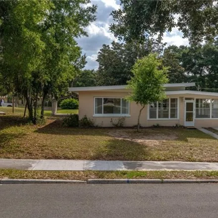 Rent this 3 bed house on 140 North Prado Avenue in Auburndale, FL 33823