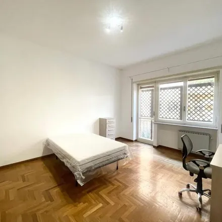Image 4 - Via Pier Luigi Sagramoso, 00194 Rome RM, Italy - Apartment for rent