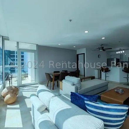 Rent this 2 bed apartment on Avenida de la Rotonda in 0816, Parque Lefevre