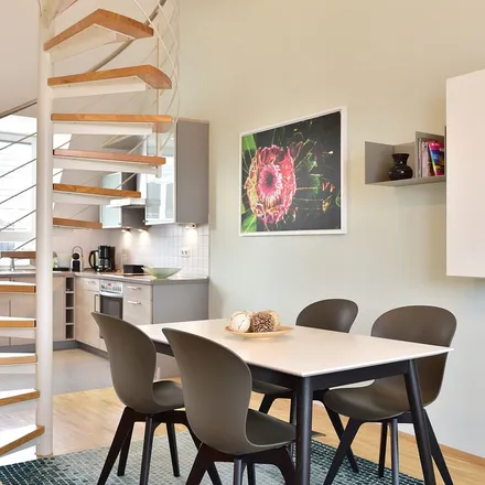Rent this 2 bed apartment on Brüsseler Straße 32 in 50674 Cologne, Germany