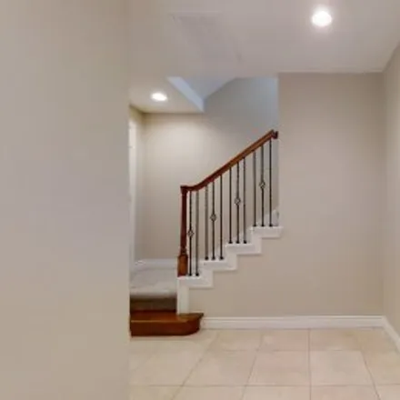 Rent this 3 bed apartment on 9103 Harbor Hills Drive in Bedford Falls, Houston