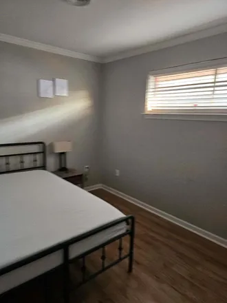 Rent this 3 bed room on New Orleans