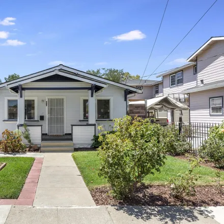 Buy this 2 bed house on 361 South 21st Street in San Jose, CA 95116
