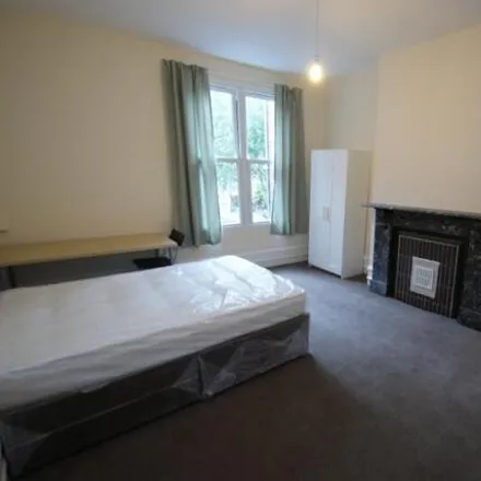 Rent this 6 bed house on Bainbrigge Road in Leeds, LS6 3AD