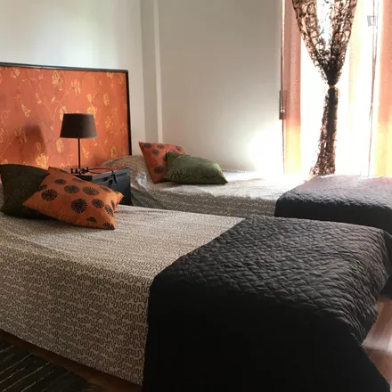 Rent this 2 bed apartment on Farmácia Probidade in Rua de Alcântara 15-A-B, 1300-023 Lisbon