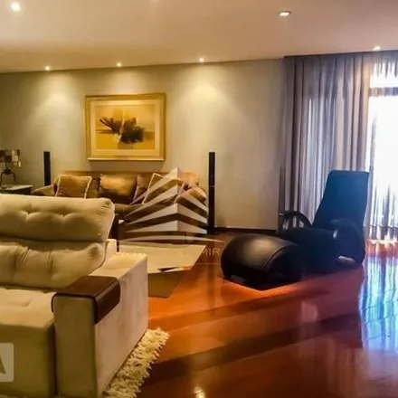 Buy this 6 bed apartment on Rua Brás Cubas in Maia, Guarulhos - SP