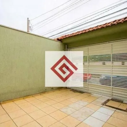 Buy this 3 bed house on Rua Catiguá in Parque Erasmo Assunção, Santo André - SP