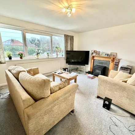 Rent this 3 bed apartment on Prestbury Close in Hazel Grove, SK2 7HW