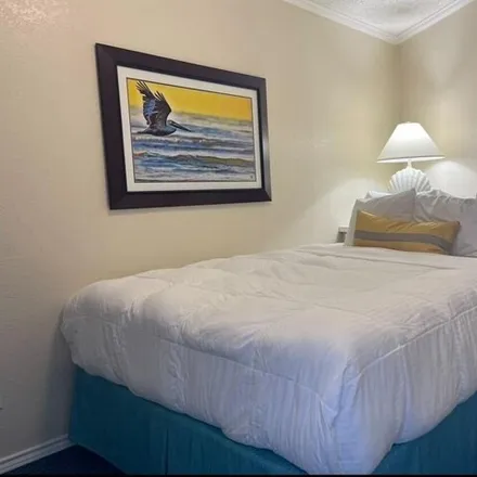 Image 7 - Casa Del Mar Beachfront Suites, 6102 Seawall Boulevard, Galveston, TX 77551, USA - Condo for sale