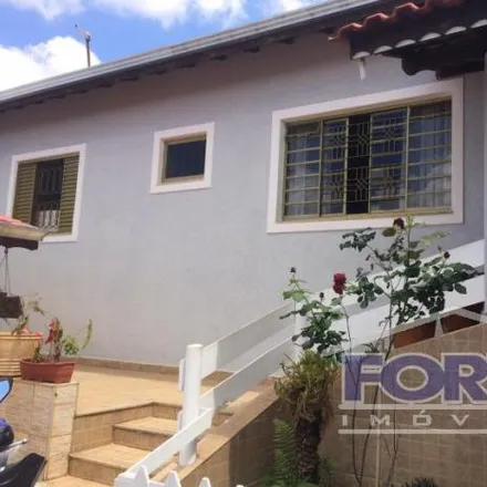 Buy this studio house on Rua Carmem Miranda in Estância São José, Poços de Caldas - MG