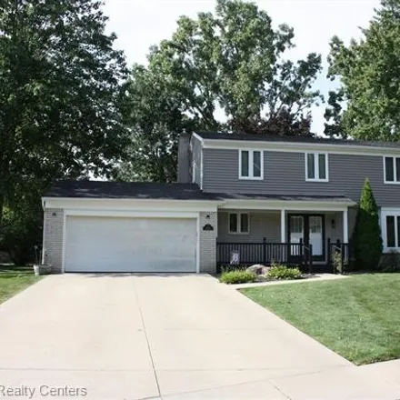 Buy this 4 bed house on 38184 Glenmeadow Court in Wayne, MI 48184
