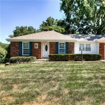 Buy this 4 bed house on 5521 North Cherry Street in Kansas City, MO 64118