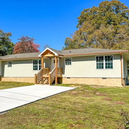 Buy this 4 bed house on 201 Beulah Drive in Dalton, GA 30721