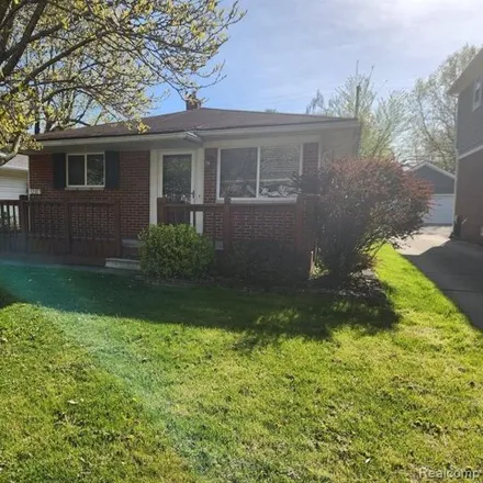 Rent this 3 bed house on 3246 Garden Avenue in Royal Oak, MI 48073