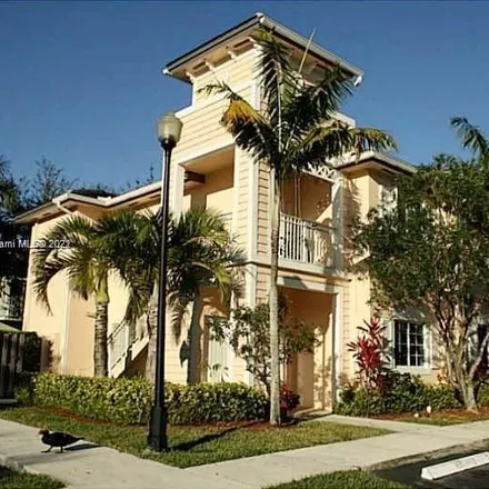 Buy this 3 bed condo on 2711 Northeast 4th Street in Homestead, FL 33033